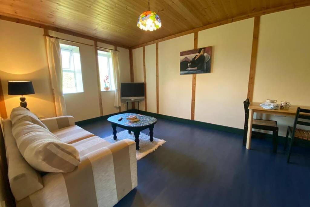 The Cosy Cabin Суинфорд Экстерьер фото